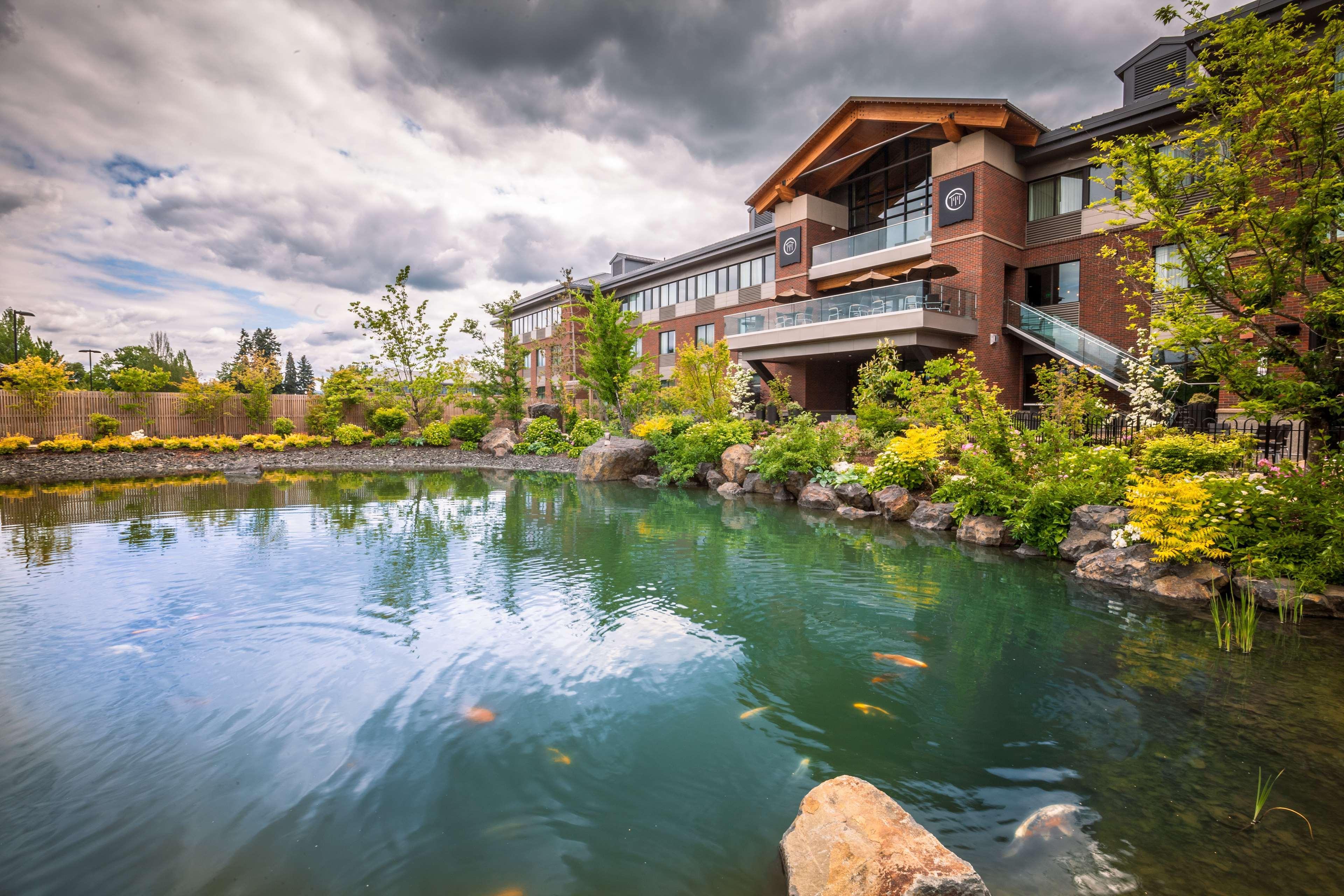 Best Western Premier Boulder Falls Inn Lebanon Exterior photo