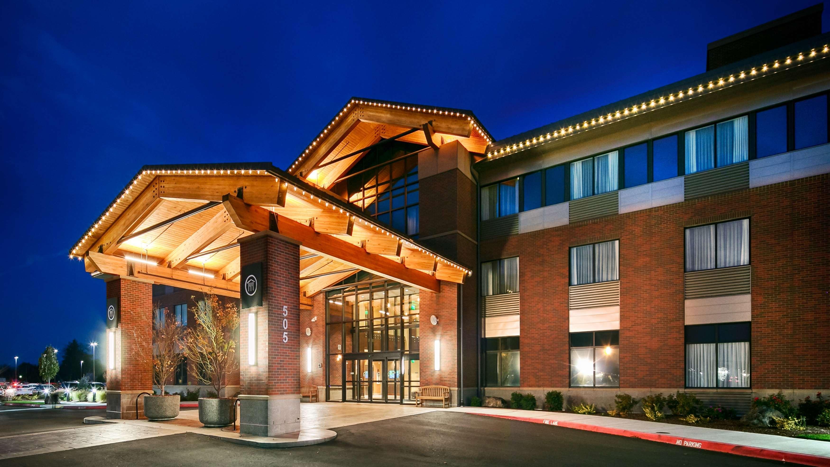 Best Western Premier Boulder Falls Inn Lebanon Exterior photo